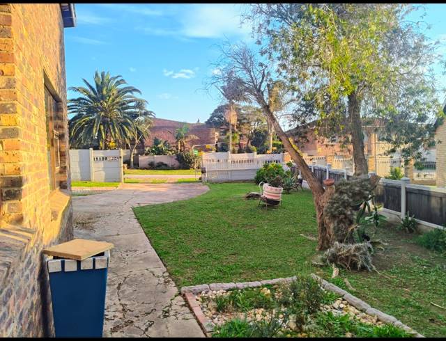 3 BEDROOM HOUSE FOR SALE IN WAVECREST